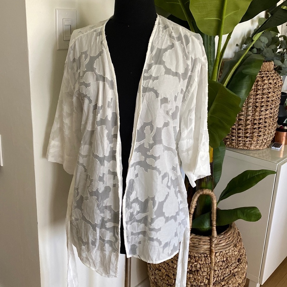 Dynamite Kimono Top